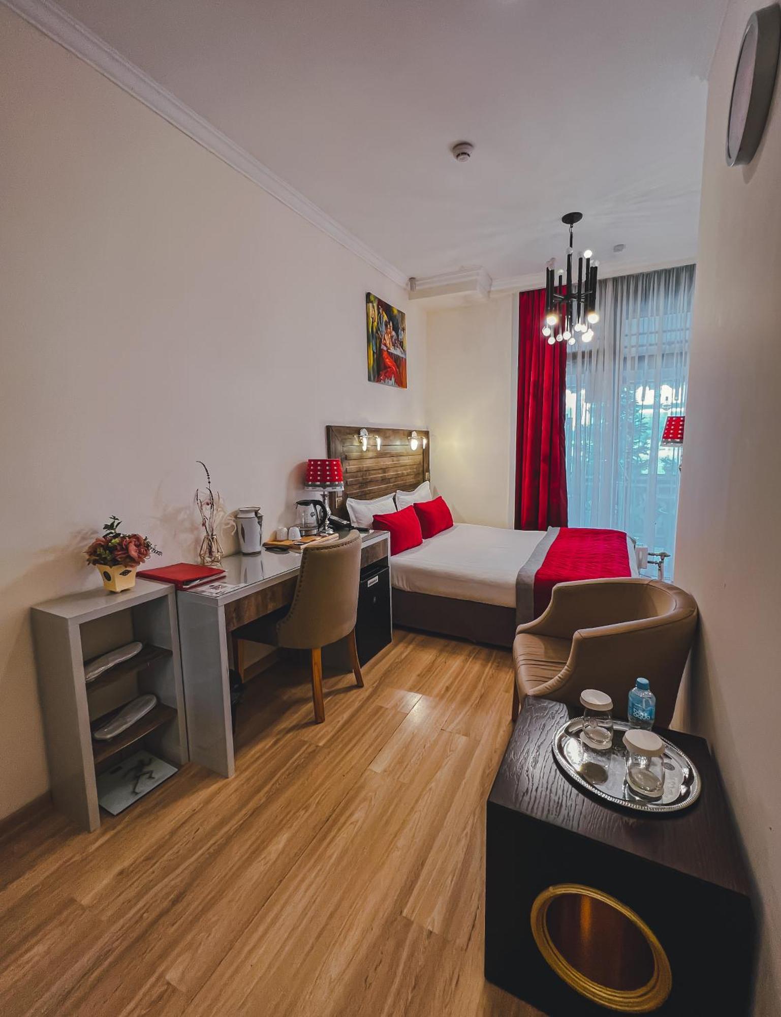 Grace Point Hotel Astana Bagian luar foto