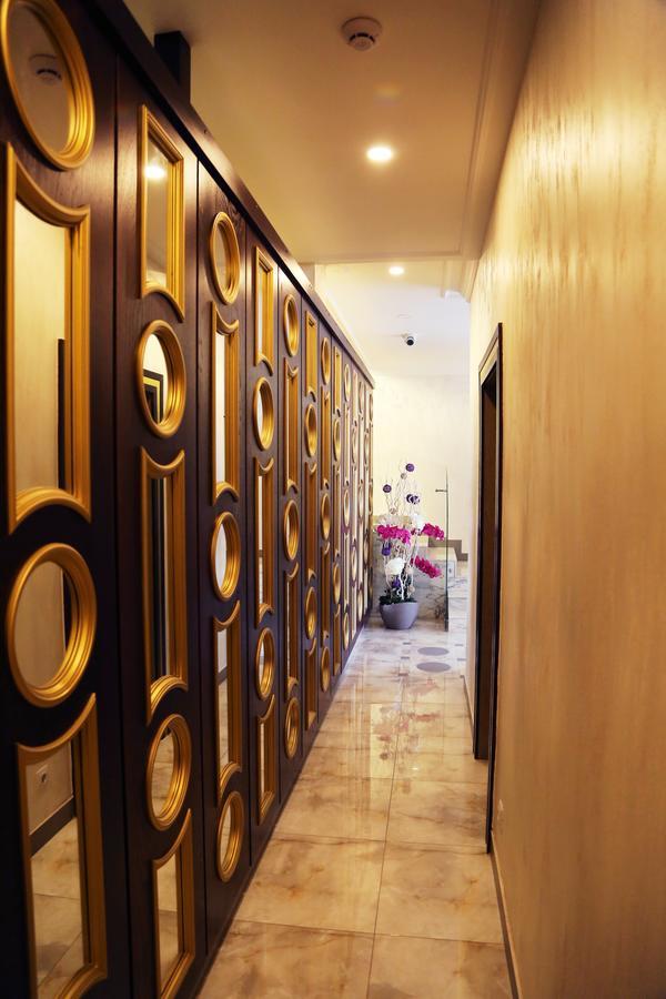 Grace Point Hotel Astana Bagian luar foto