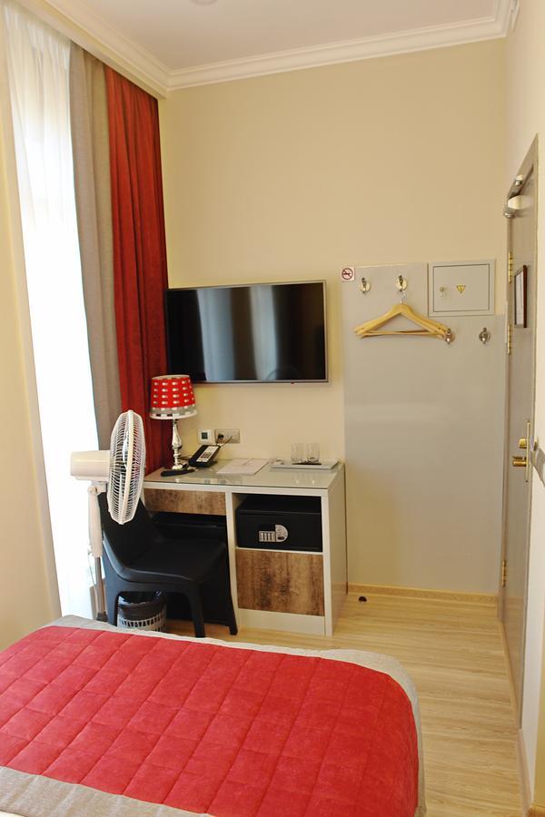 Grace Point Hotel Astana Bagian luar foto