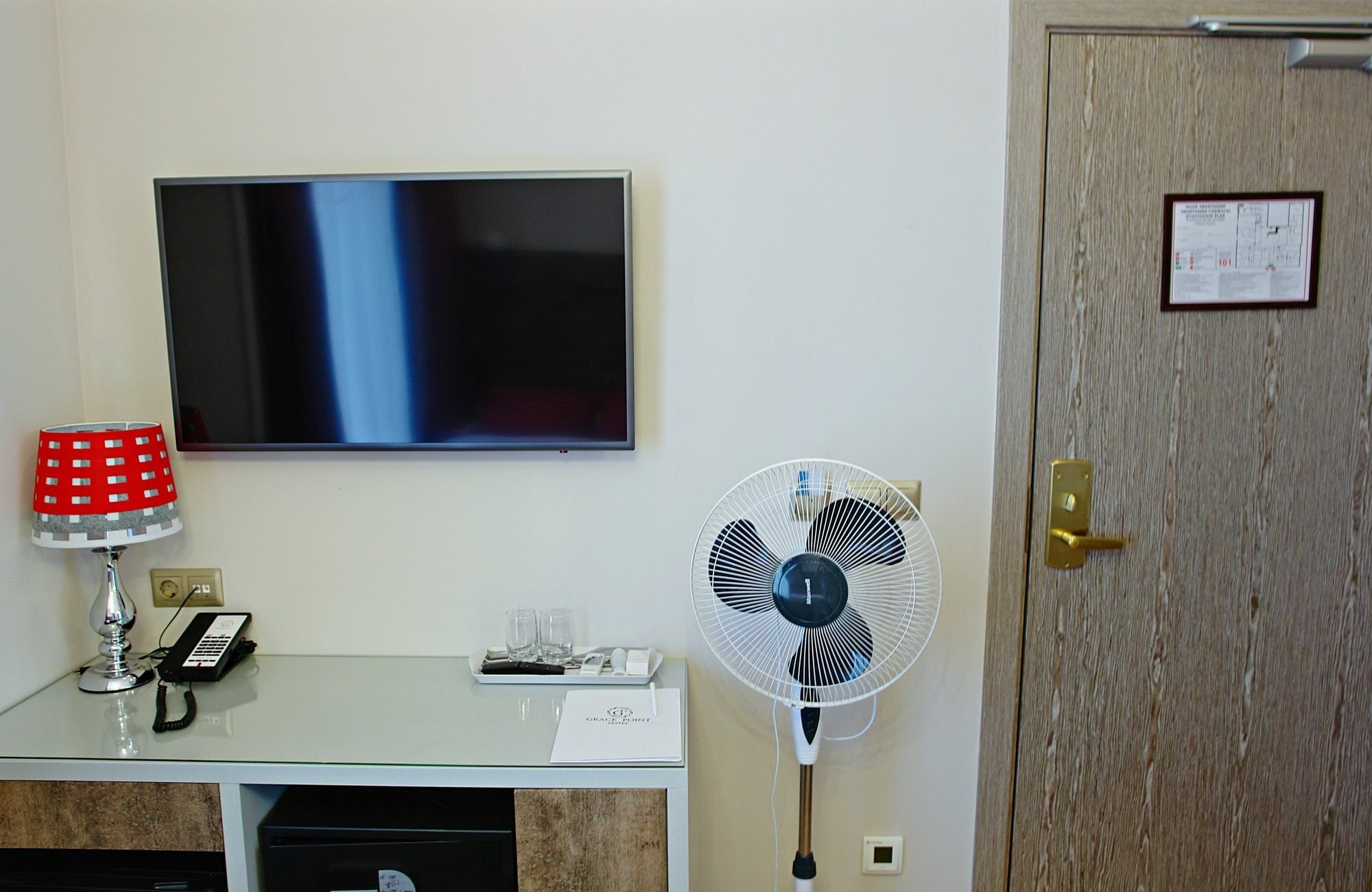 Grace Point Hotel Astana Bagian luar foto